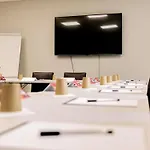 Hotel Ibis Ferrand A71 A75 La Meridienne