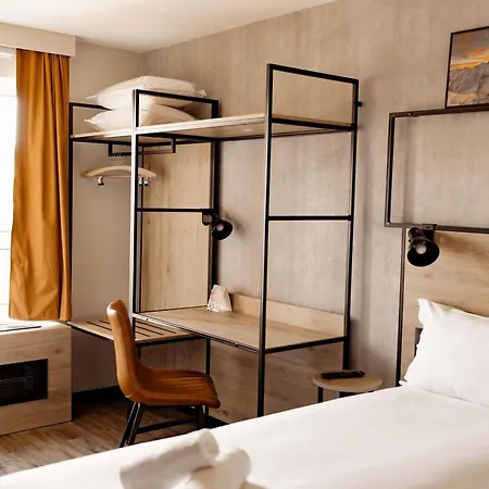 Hotel Ibis Ferrand A71 A75 La Méridienne