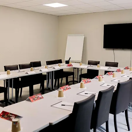 Ibis Ferrand A71 A75 La Méridienne 3*