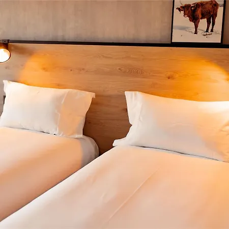 Hotel Ibis Ferrand A71 A75 La Méridienne