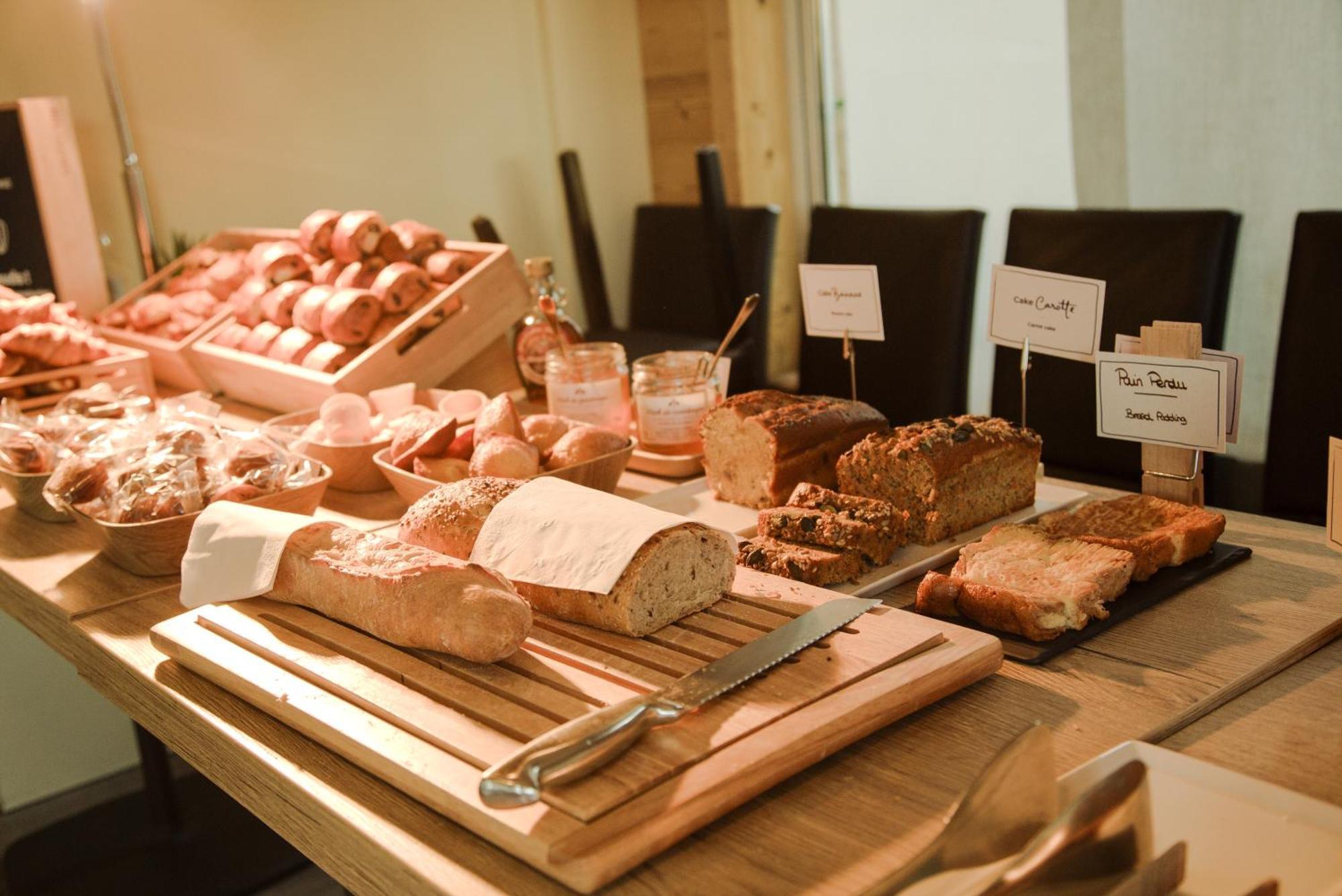 Hotel Ibis Clermont Ferrand A71 A75 La Méridienne