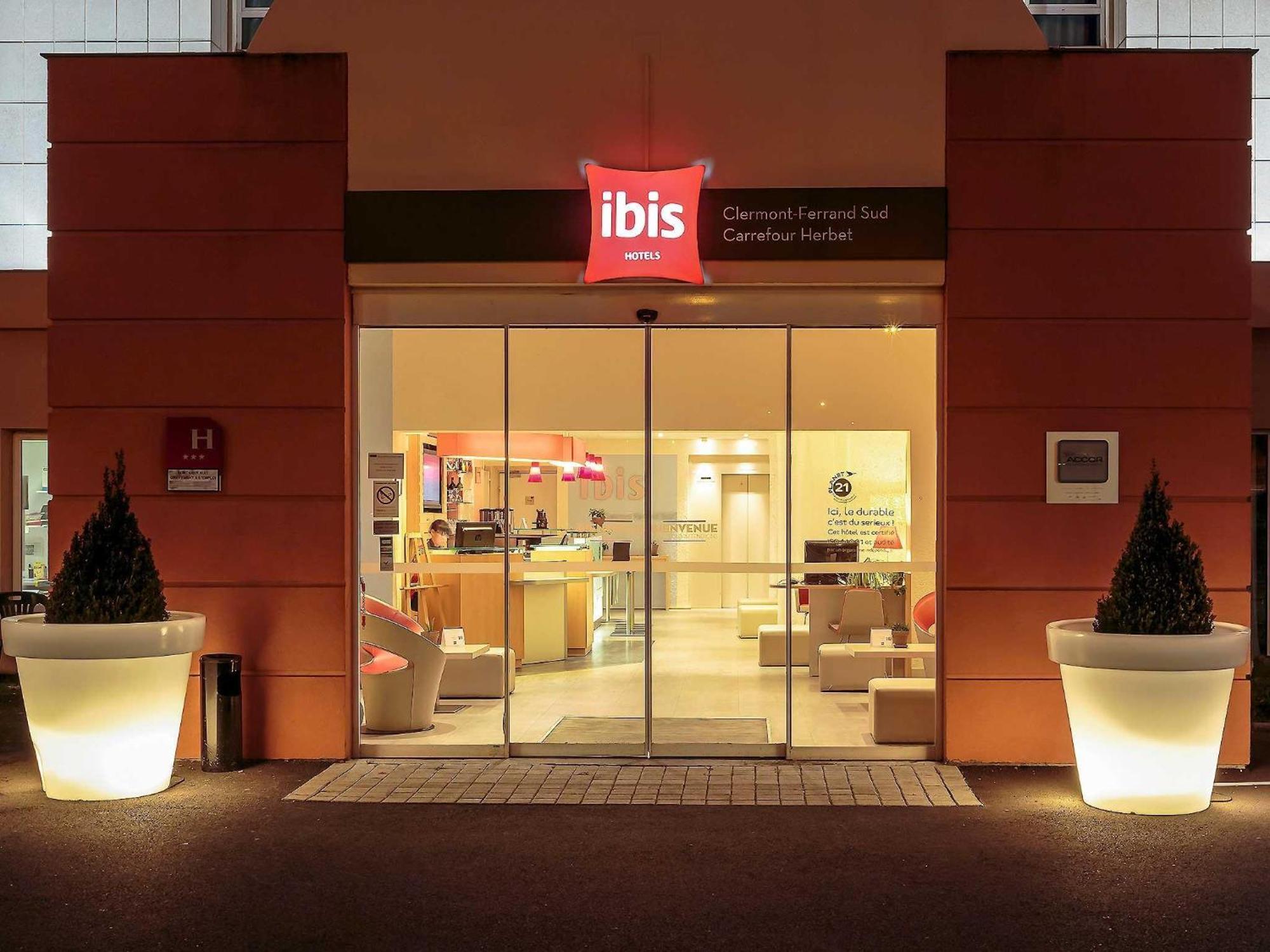 Hotel Ibis Clermont Ferrand A71 A75 La Méridienne