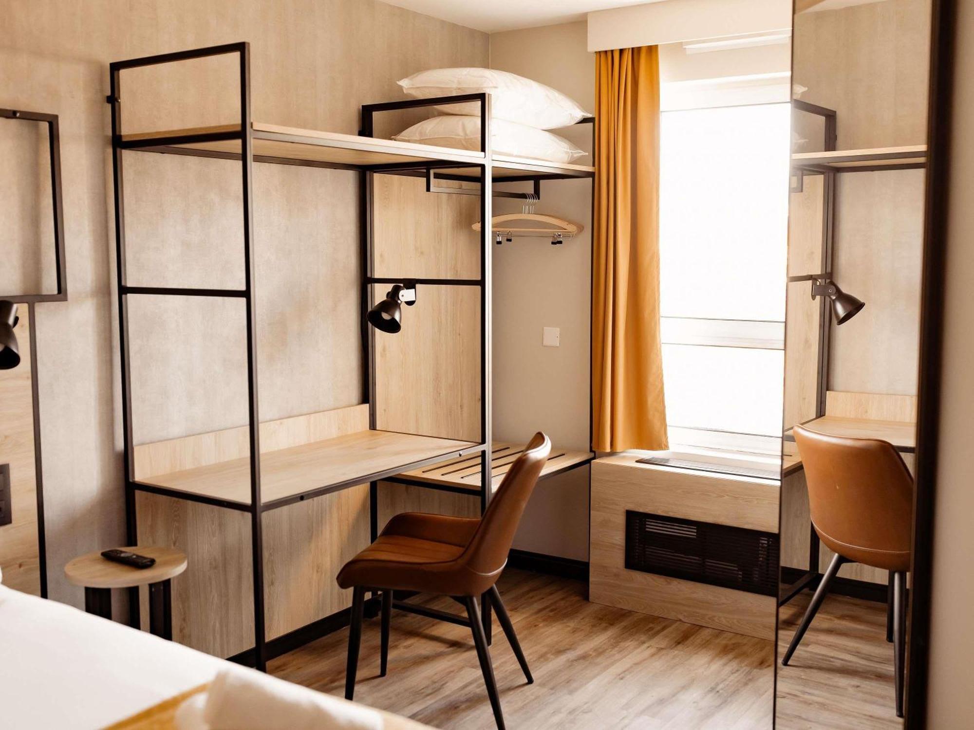 Ibis Ferrand A71 A75 La Méridienne Hotel